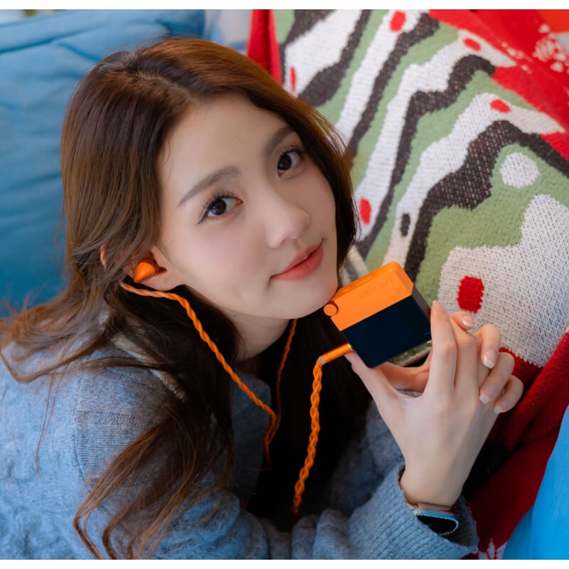 W4 Orange